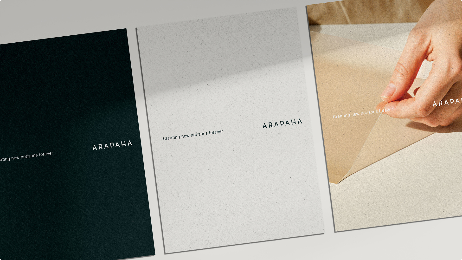 arapaha-brochures-mockup